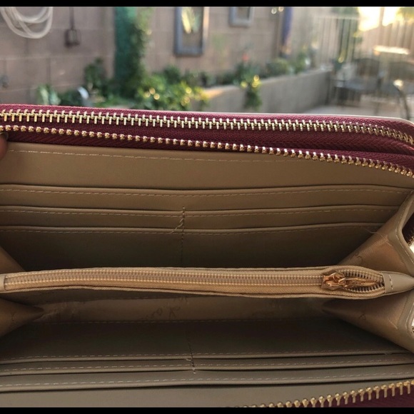 NEW Frida Kahlo wallet - Picture 4 of 6